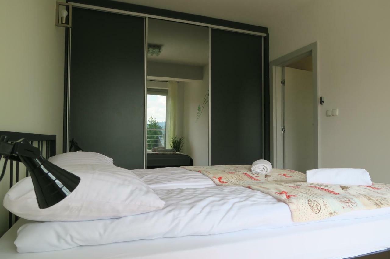 אוסטראון Luxapartament 1 - Z Widokiem I Garazem W Nowym Zeta Park מראה חיצוני תמונה